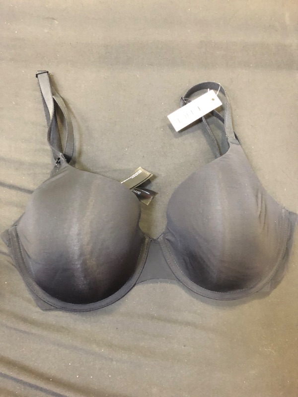 Photo 2 of Amazon Essentials Women's Classic T-Shirt Bra  -- Size 34 DD --