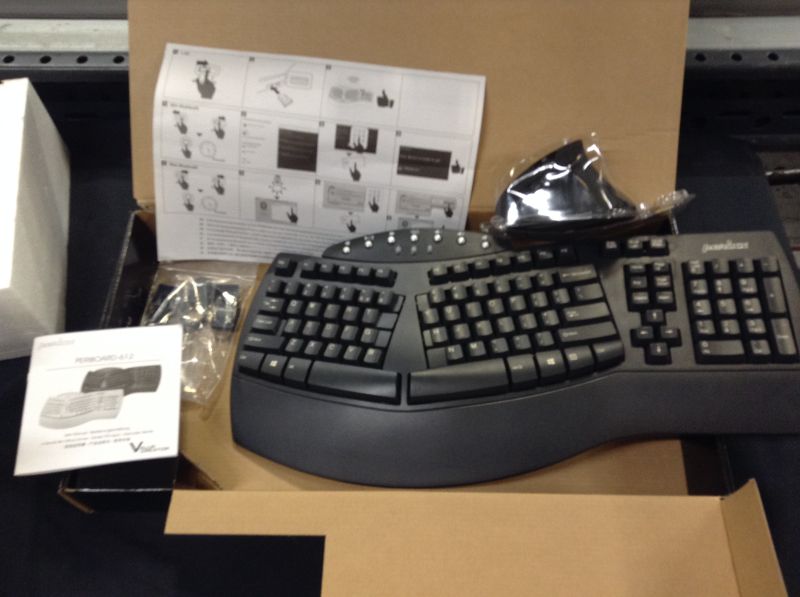 Photo 2 of PERIBOARD-612, 2.4GHz & Bluetooth Split Ergonomic Keyboard for Windows & Mac OS