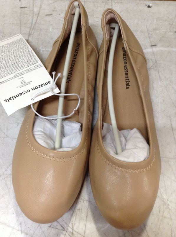 Photo 4 of Amazon Essentials Women's Belice Ballet Flat---size 9