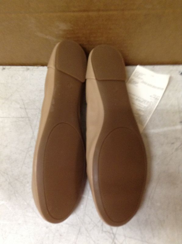 Photo 2 of Amazon Essentials Women's Belice Ballet Flat---size 9