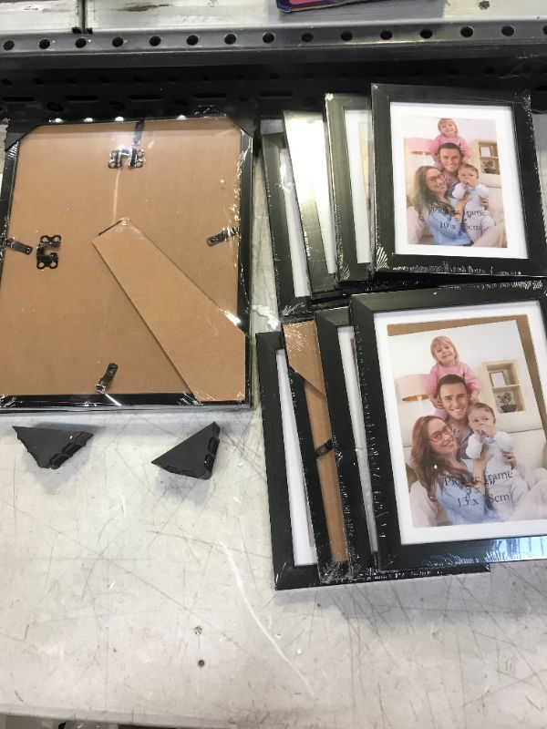 Photo 2 of Amazon Brand – Pinzon Multi Picture Frames Set