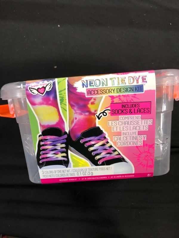 Photo 2 of FASHION ANGELS

Tie Die Accessory Kit- socks & shoelaces by Fashion Angels