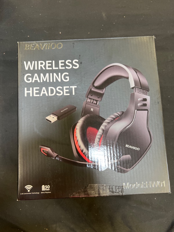Photo 4 of BEAVIIOO 2.4G Wireless Gaming Headset with Microphone for PS4/PC/PS5/-50 Hours