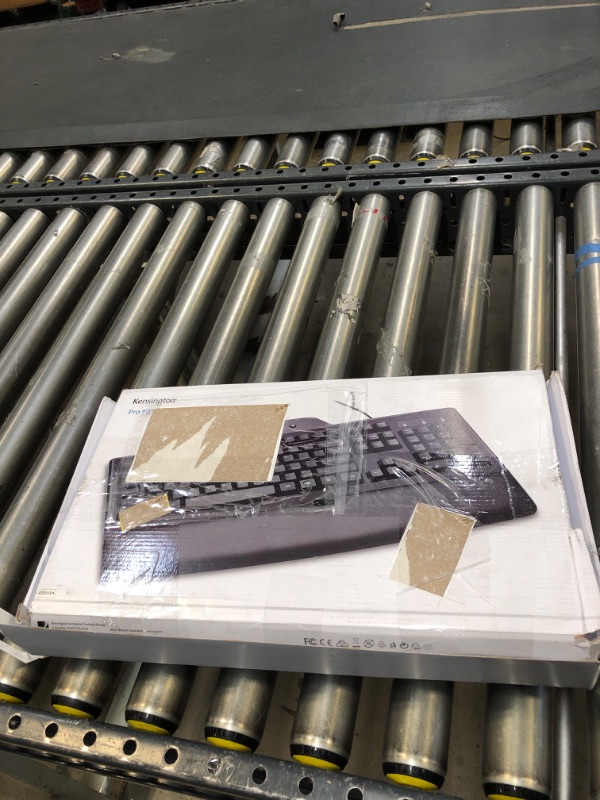 Photo 1 of Kensington Pro Fit Wired Comfort Keyboard (K72402US)