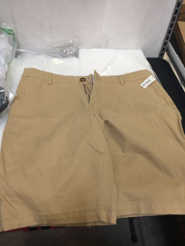 Photo 2 of Amazon Essentials Women's 10 Inch Inseam Bermuda Chino Shorts SIZE 12