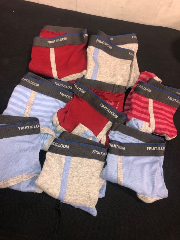 Photo 1 of Fruit of the Loom Boys' Tag Free Cotton Briefs, SIZE M 