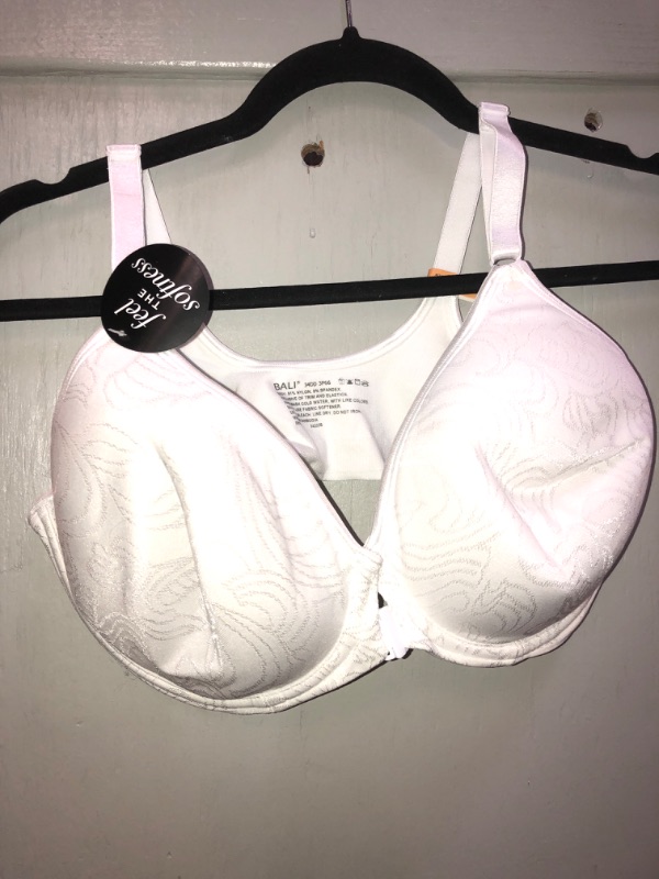 Photo 2 of Bali Women's Comfort Revolution Front-Close Shaping Underwire Bra SIZE 34DD