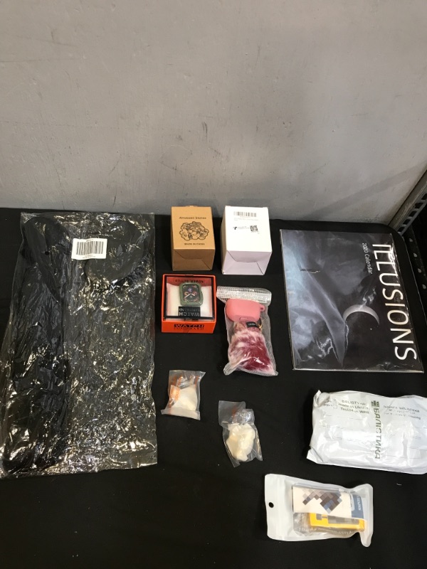 Photo 1 of 10 ITEM MISC BAG LOT.