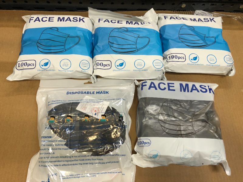 Photo 1 of 500Pcs Disposable Face Masks Pack
