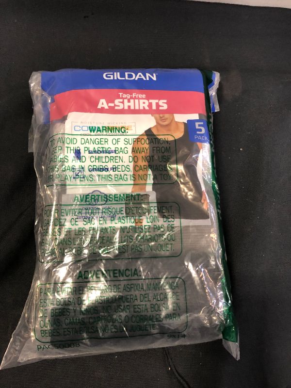 Photo 2 of Gildan Men's A-Shirts Tanks Multipack XL