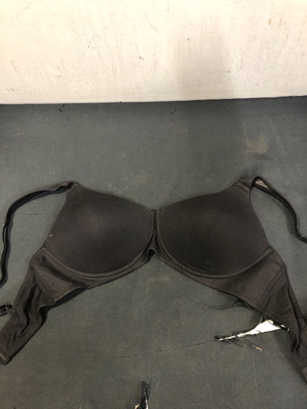 Photo 1 of BLACK  BRA   SIZE 38D