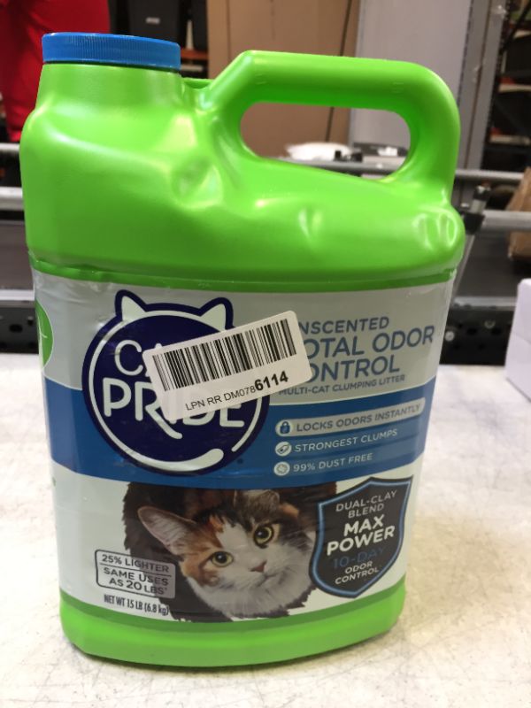 Photo 2 of Cat's Pride Total Odor Control, Unscented Multi-Cat Clumping Litter, Odor Locking and 99% Dust Free, 15 lbs.