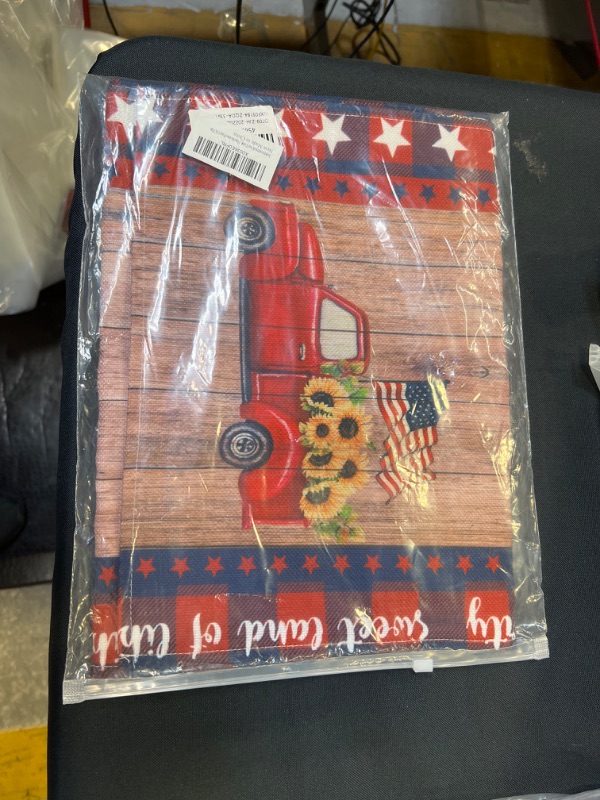 Photo 2 of 4th of July Table Runner,Summer Sunflower on USA Flag Farm Truck Dresser Scarf Cover,Brown Wooden Board Burlap Table Runners for Kitchen, Dining Farmhouse Party 13x70in
