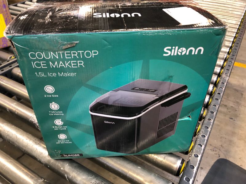 Photo 6 of Silonn Countertop Ice Maker Machine, Portable Ice Makers Countertop with Handle, Makes up to 27 lbs. of Ice Per Day, 9 Cubes in 7 Mins, Self-Cleaning Ice Maker with Ice Scoop and Basket
