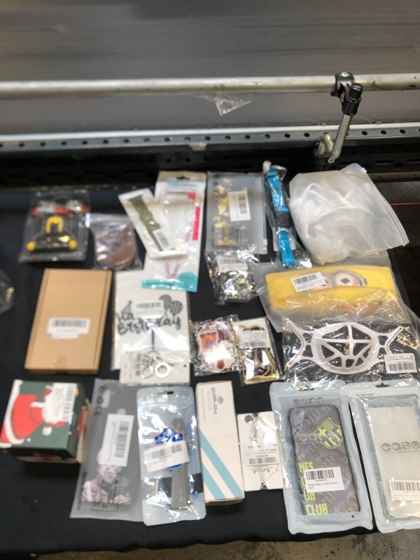 Photo 1 of 22 PCS MISC. BAG LOT