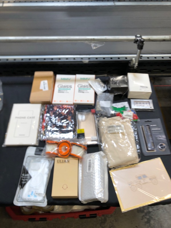 Photo 1 of 20 PCS MISC. BAG LOT