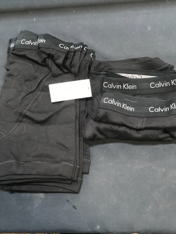 Photo 2 of Calvin Klein Men's Cotton Classics 7-pack Boxer Brief
