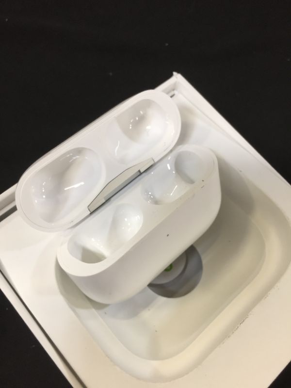 Photo 3 of Apple AirPods Pro Wireless Earbuds****CASE ONLY***
