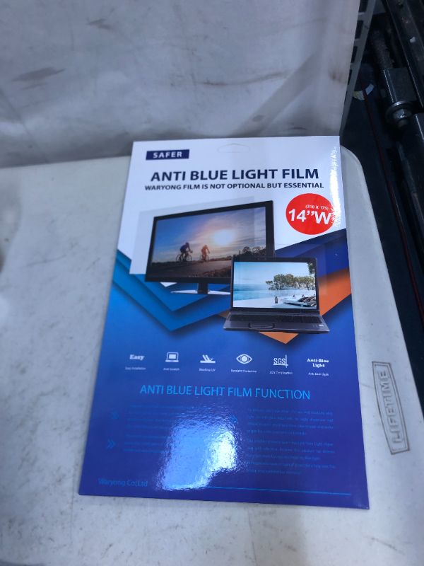 Photo 3 of 14"w (310x175) Blue Light Blocking Screen Film Type for Laptop Screen Protector/Filter Anti Glare Anti Blue Light Bubble Free Touch-Screen
(factory sealed)