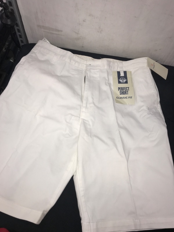 Photo 2 of Dockers Men's Perfect Short, SIZE 34