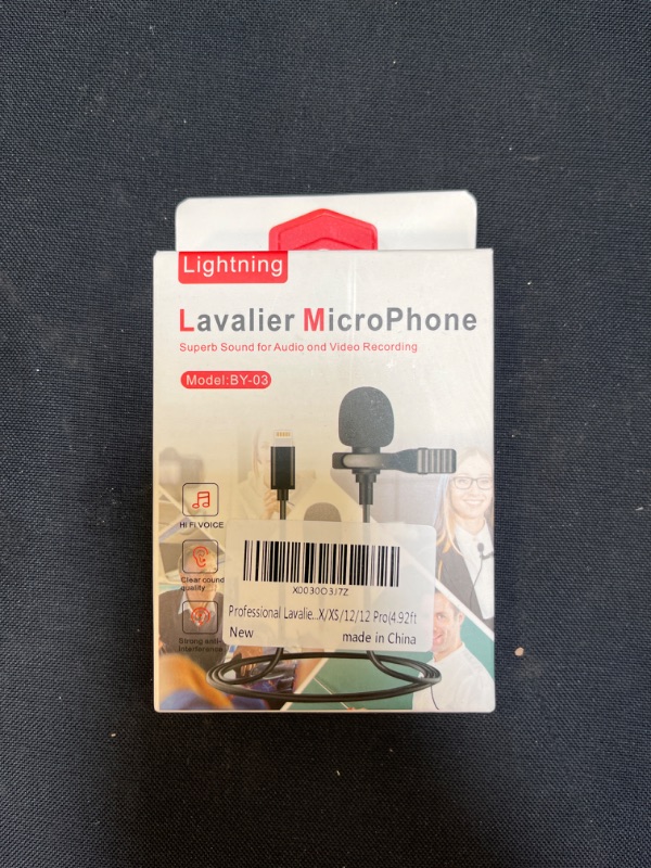 Photo 2 of TEEHAY Professional Lavalier Lapel Microphone for iPhone, Interview Video Recording Omnidirectional Condenser Microphone for YouTube/TikTok/Facebook, for iPhone/iPad/8/11/X/XS/12/12 Pro(4.92ft)

