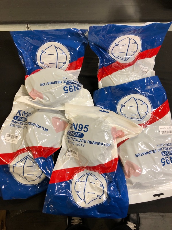 Photo 1 of 5 Bags Disposable Face Masks