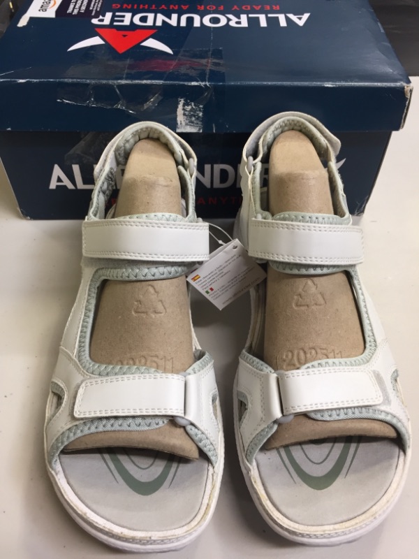 Photo 2 of ALLROUNDER by MEPHISTO Women's Hook and Loop Sandal, White, 10
(DIRT ON BOTTOM OF SHOE FROM PRIOR USAGE, DAMAGES TO BOX)