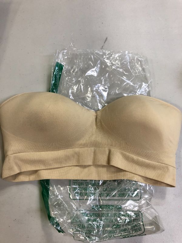 Photo 2 of Yummie Women's Peyton Seamless Wire Free Strapless Convertible Bra. SIZE M.  MISSING STRAP, USED, NEEDS WASH