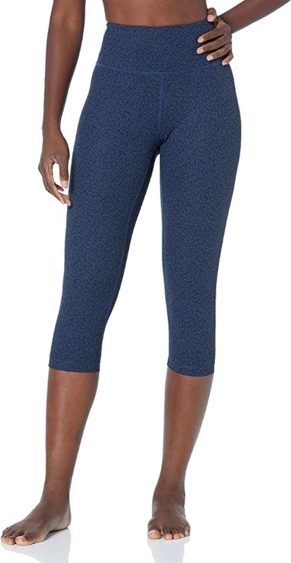 Photo 1 of Core 10 Women's Spectrum High-Waist Capri Yoga Legging
, SIZE UKNOWN, POSSIBLY LARGE 