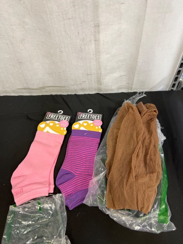 Photo 3 of 2PC LOT, Hanes Silk Reflections Women's High Waist Control Top Sandalfoot Pantyhose, SIZE UKNOWN, Freetoes Toeless Socks-3 Pairs-Purple,1-Pink/Purple Stripe,1-Pink (MISSING PURPLE PAIR)
