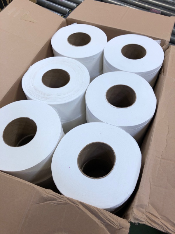 Photo 1 of 12 Scott Essential Jumbo Roll