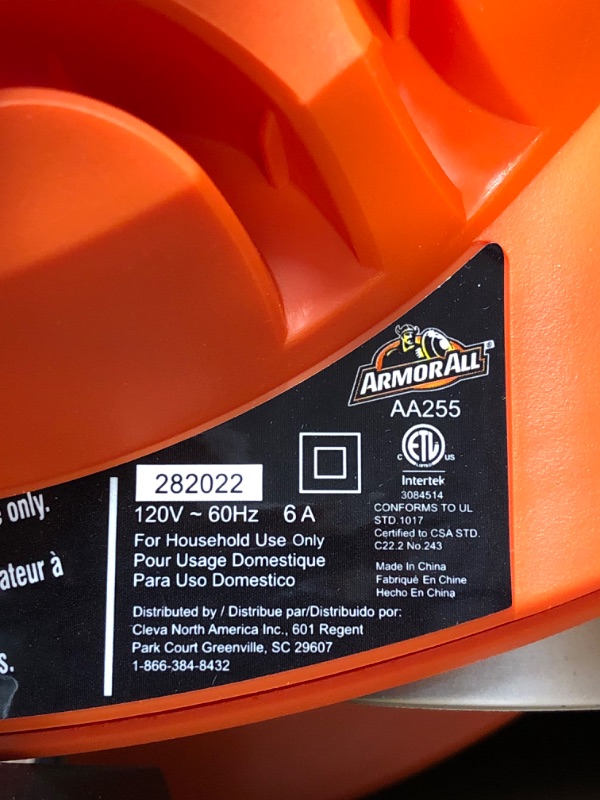 Photo 3 of Armor All, AA255 , 2.5 Gallon 2 Peak HP Wet/Dry Utility Shop Vacuum , Orange
