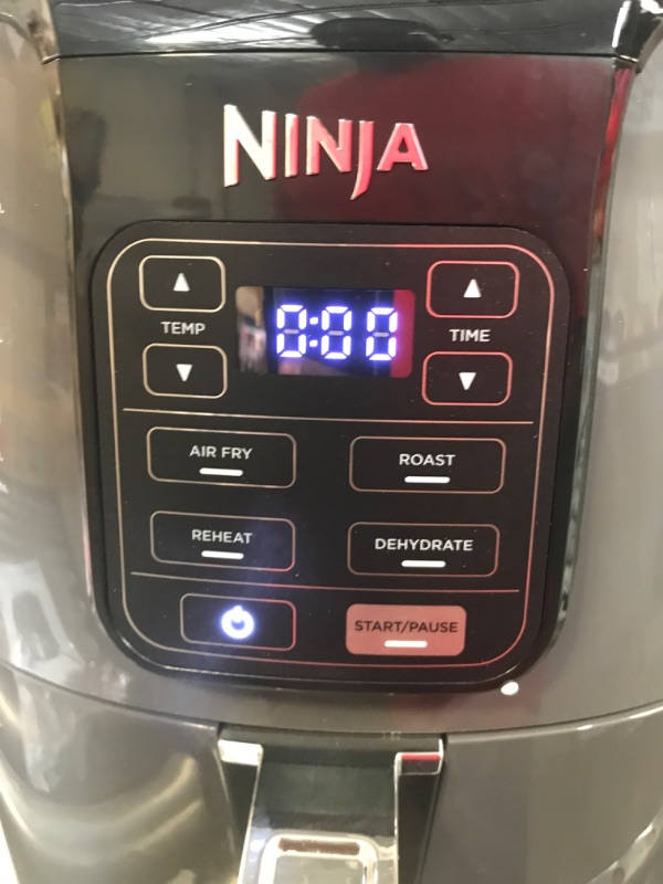 Photo 2 of 4 Qt. Electric Black Air Fryer with Recipe Book (AF101)