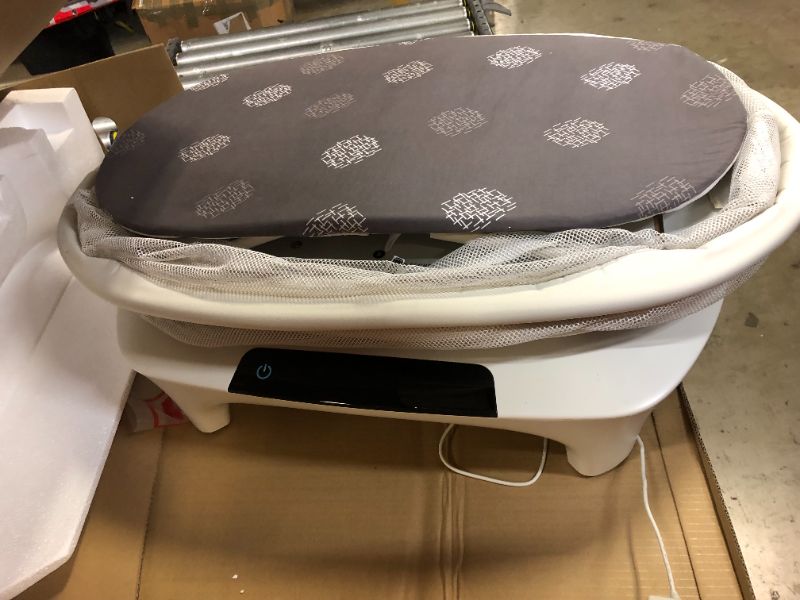 Photo 5 of 4moms MamaRoo Sleep Bassinet, Baby Bedside Bassinet, Supports Baby’s Sleep with Adjustable Features – 5 Motions, 5 Speeds, 4 Soothing Sounds and 2 Heights
