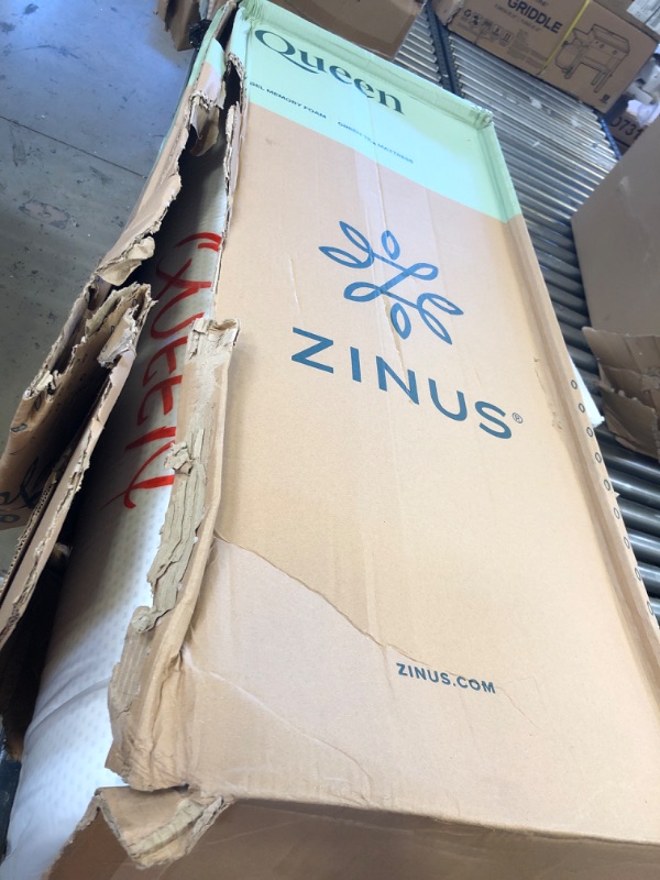 Photo 3 of ZINUS 8 Inch Green Tea Cooling Gel Memory Foam Mattress / Cooling Gel Foam / Pressure Relieving / CertiPUR-US Certified / Bed-in-a-Box, Queen
