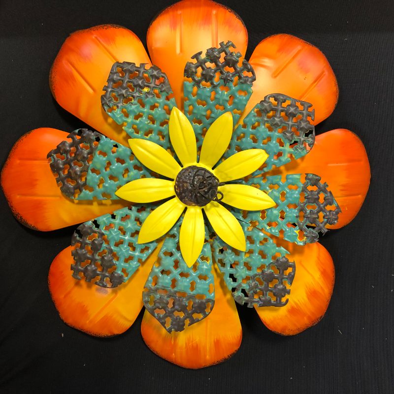 Photo 1 of 12inch metal flower decoration