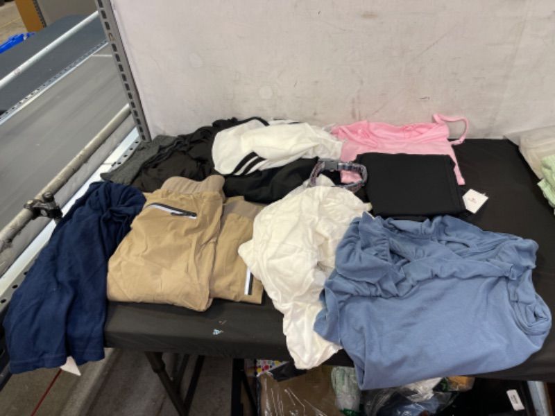 Photo 1 of BAG LOT, VARIOUS WOMEN'S CLOTHING, VARIOUS SIZES & STYLES