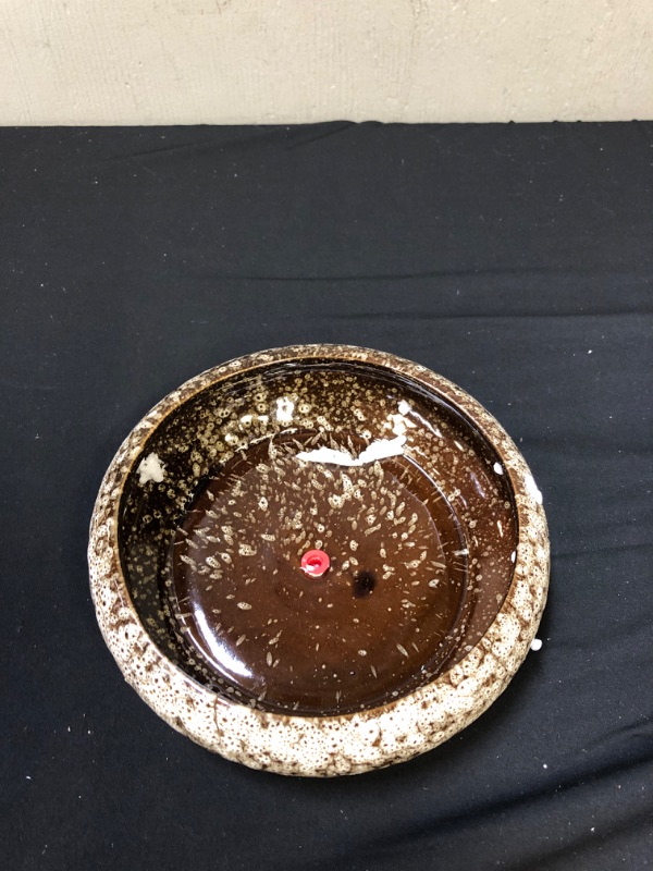 Photo 2 of 7.3” Ceramic Round Pot