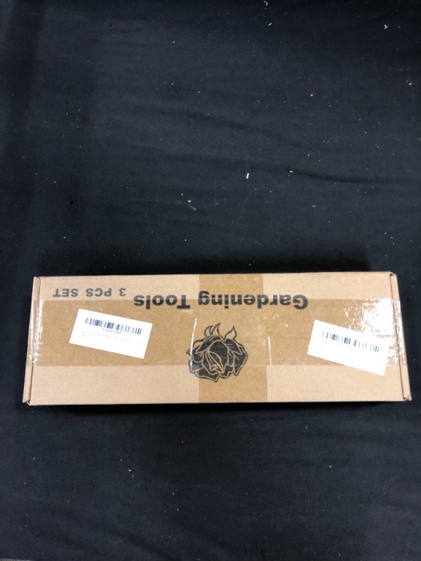 Photo 1 of 4 PCS GARDEN KIT