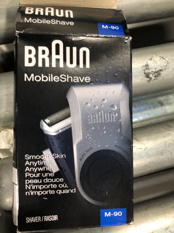 Photo 3 of Braun M90 Mobile Shaver for Precision Trimming, Great for Travel
