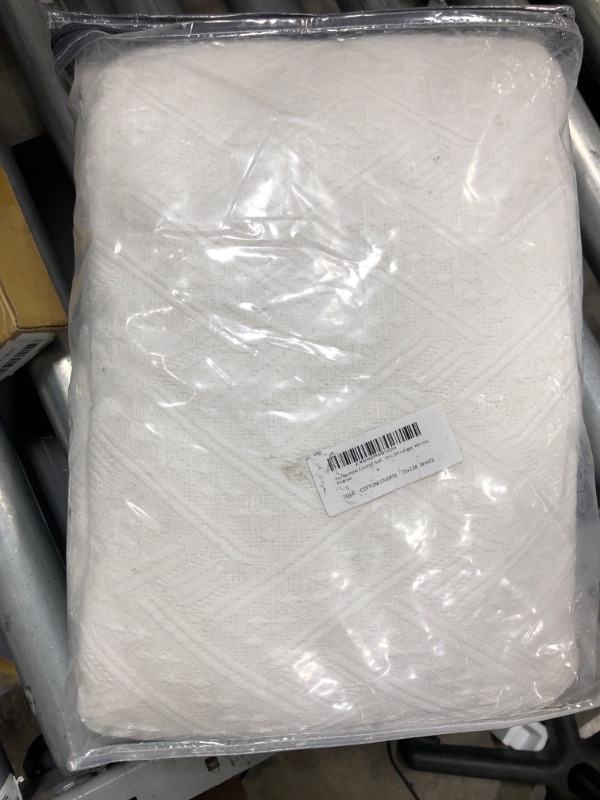 Photo 1 of COTTON WHITE 71X118 INCH BLANKET