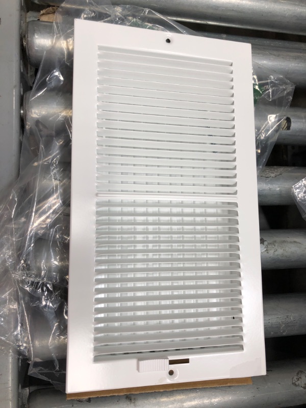 Photo 1 of 7 X 13IN HVAC VENT WHITE