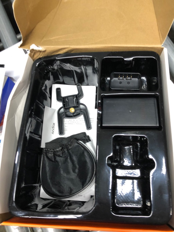Photo 1 of GODOX V860