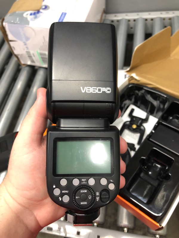 Photo 1 of GODOX V860