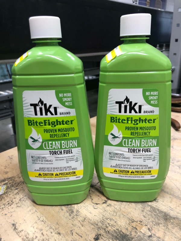 Photo 2 of 2 Tiki 32 Oz Clean Burn BiteFighter Torch Fuel
