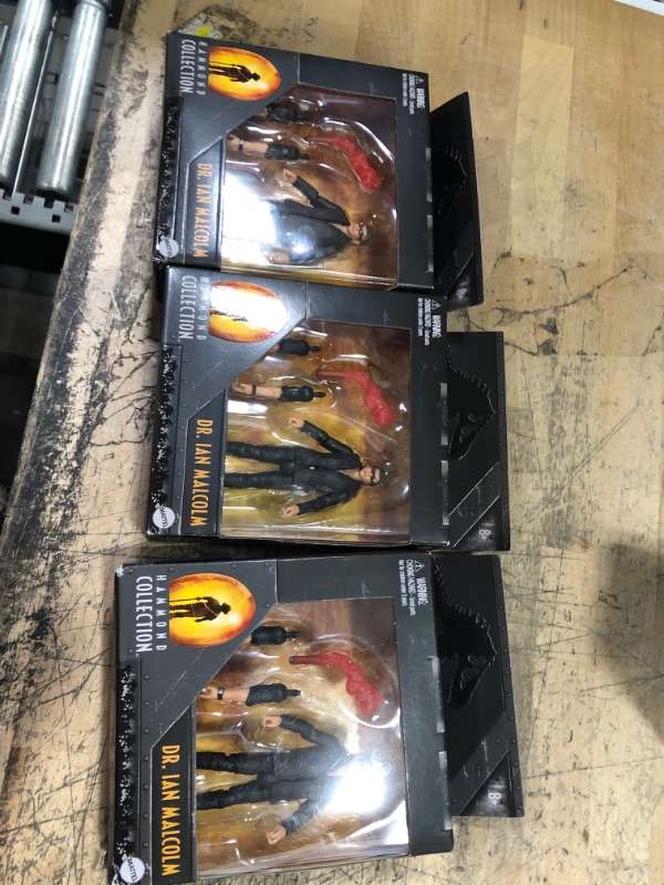 Photo 2 of 3-pack **Jurassic World Hammond Collection Dr. Ian Malcolm Figure

