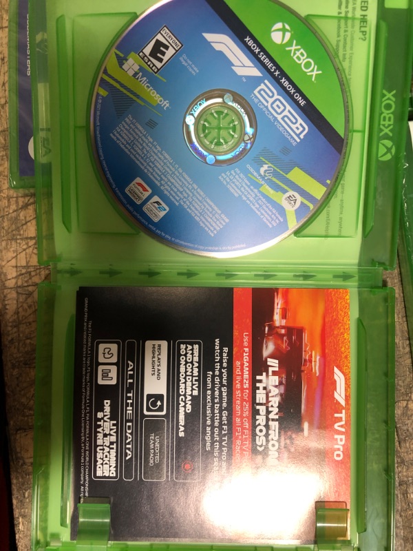 Photo 3 of F1 2021 - Xbox Series X/Xbox One
 *** OPENED FOR VERIFICATION***
