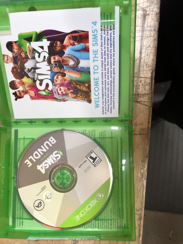 Photo 3 of Sims 4 + Island Living - Xbox One
 *** OPENED FOR VERIFICATION***
