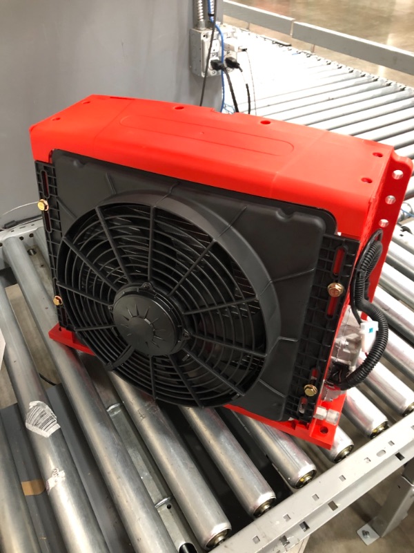 Photo 2 of 12V 24V electric air conditioners for RVs, trucks, construction vehicles, excavators, harvesters, agricultural machinery (24V)
