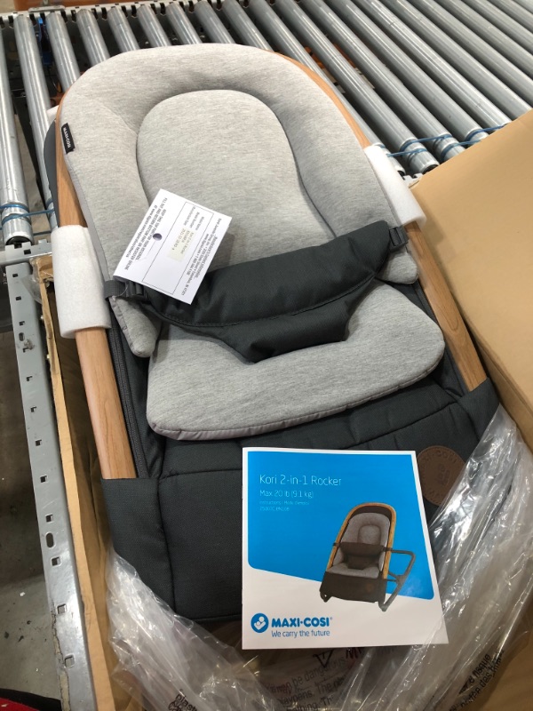 Photo 2 of Maxi-Cosi Kori 2-In-1 Rocker, Metro-Essential Graphite
